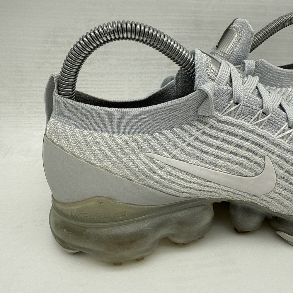 Nike Women's US 7.5 Air Vapormax Flyknit 3 AJ6910-100 White Pure Platinum Shoes - Picture 15 of 16